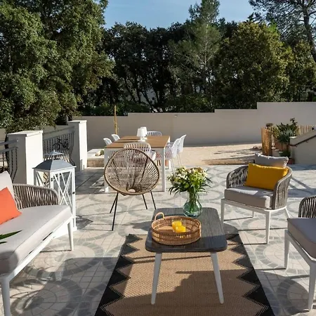 La Dolce Avec Piscine Chauffee & Cigales Villa *